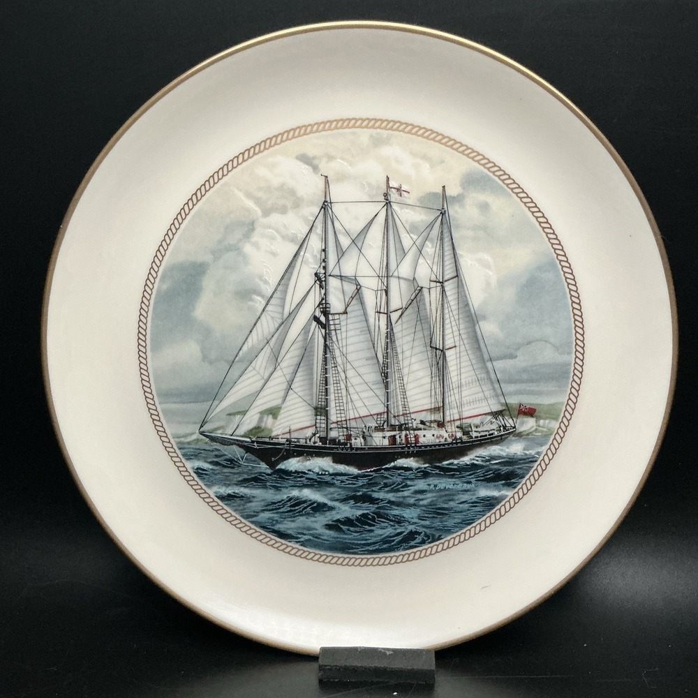 Danbury‎ Mint-Official Tall Ships Collection-Sir Winston Churchill (England)-NEW